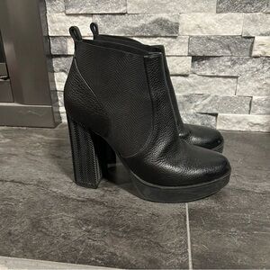 Pollini Leather booties